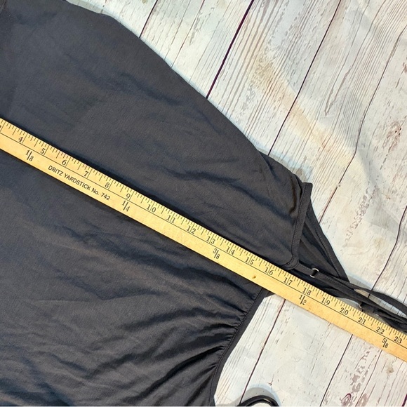 Joe's Jeans Medium Flowy V-neck Charcoal Sleeveless Tank Top Mock Button Down‎ - Picture 13 of 15